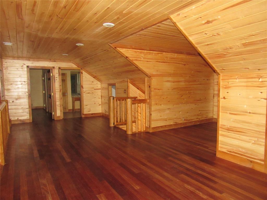 399 Tanglewood Trail Property Photo 22