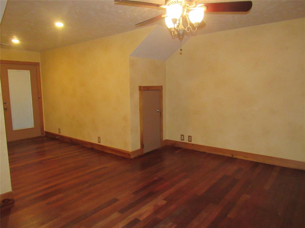 399 Tanglewood Trail Property Photo 24
