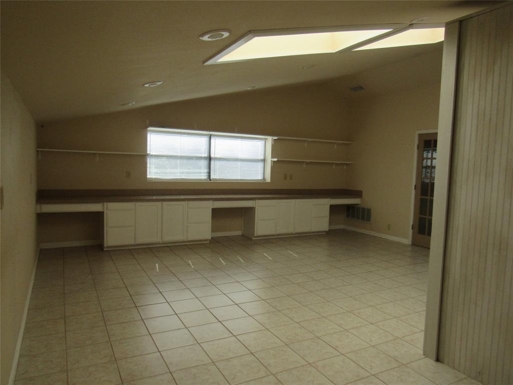 399 Tanglewood Trail Property Photo 34