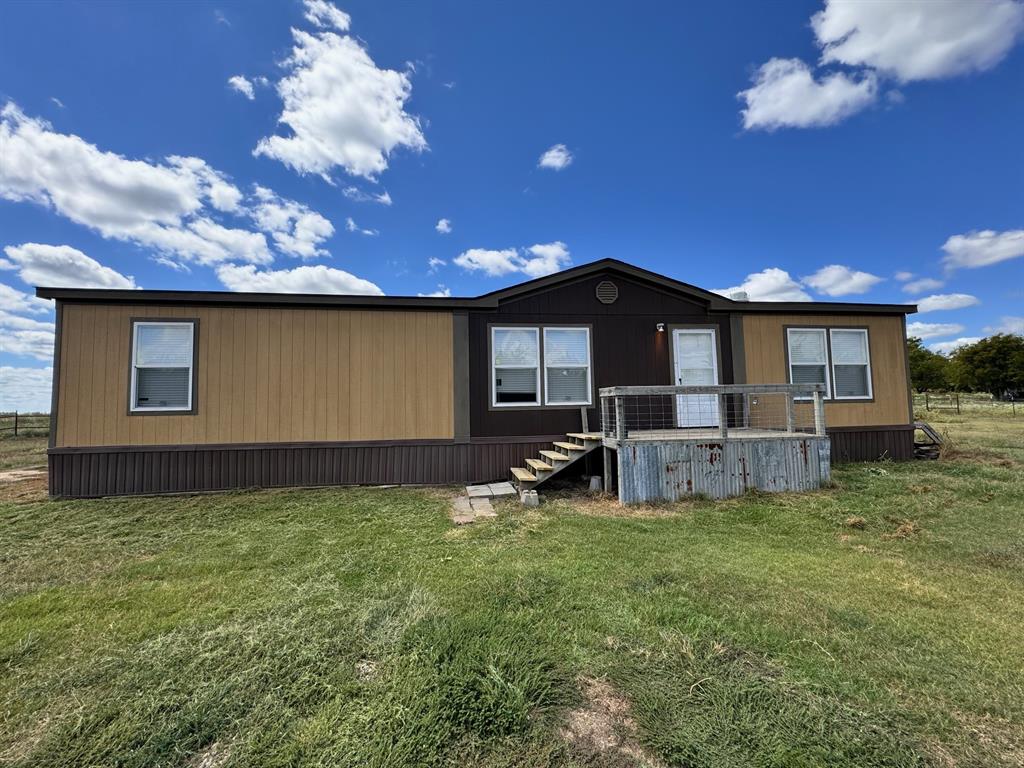 2497 County Road 3320 Property Photo 4