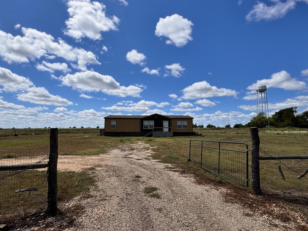 2497 County Road 3320 Property Photo 9