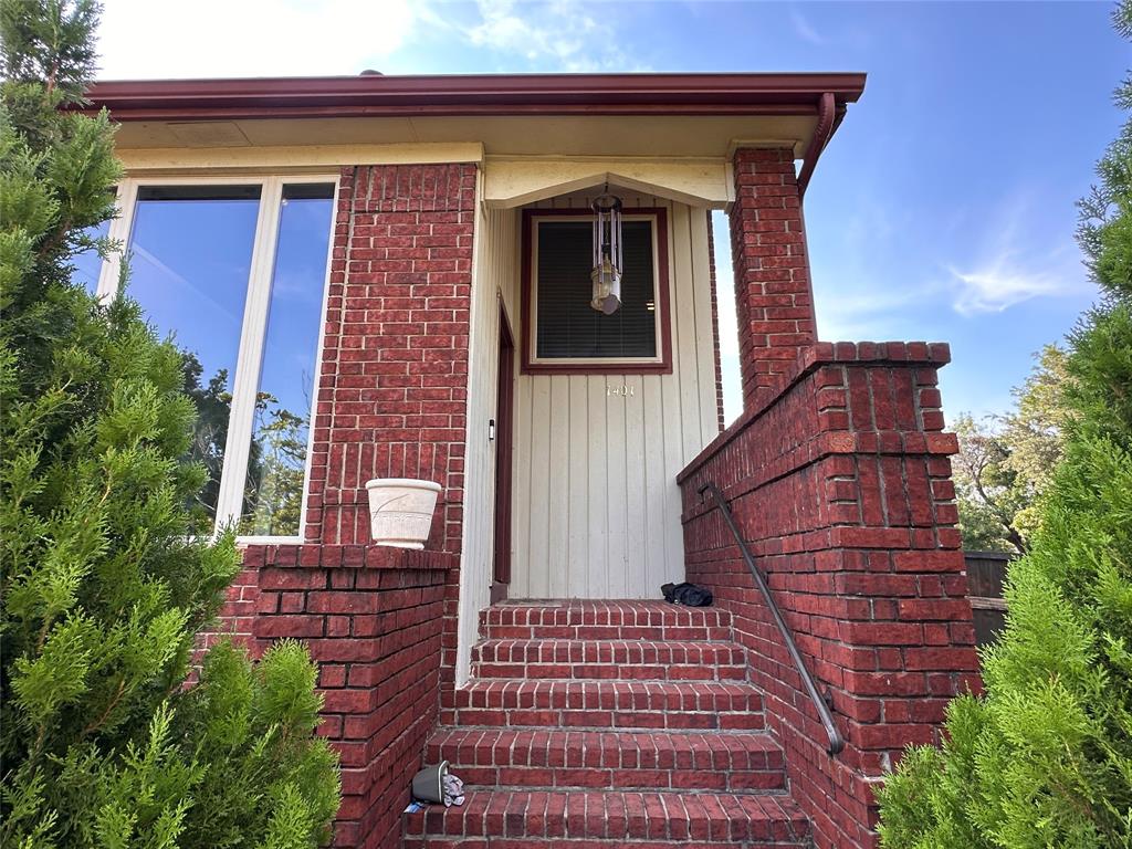1401 Alta Mesa Court Property Photo