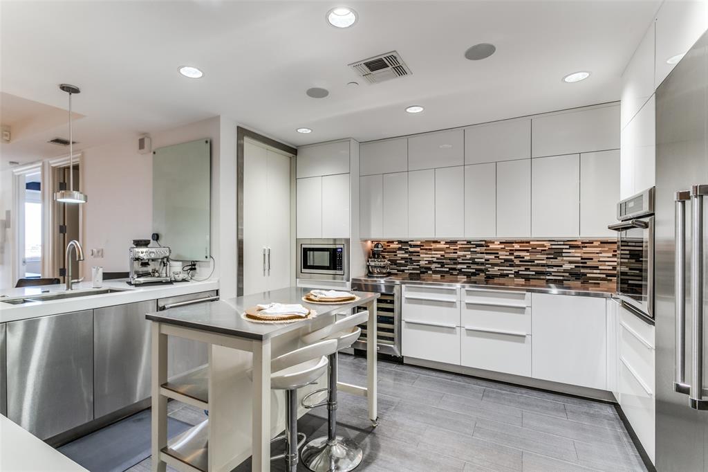 1505 Elm Street Property Photo