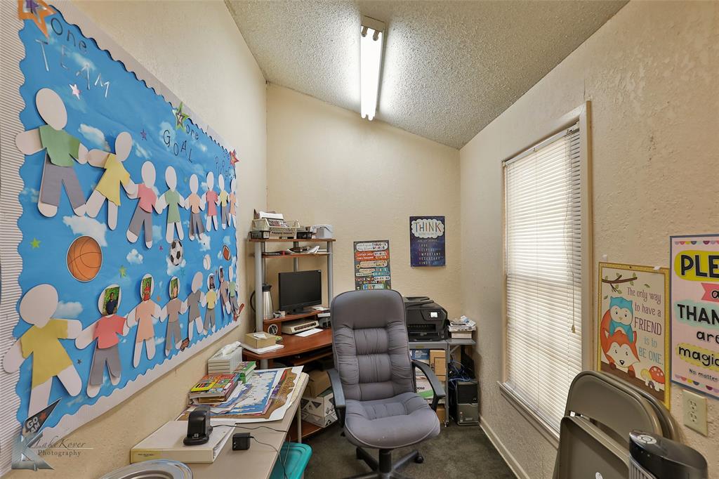 135 Shelton Street Property Photo 17