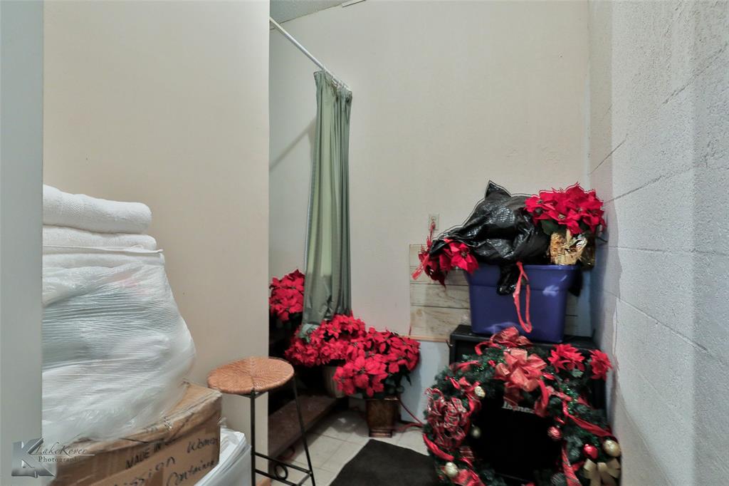 135 Shelton Street Property Photo 25
