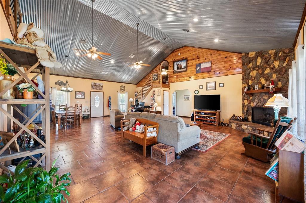 6415 County Road 2030 Property Photo 9
