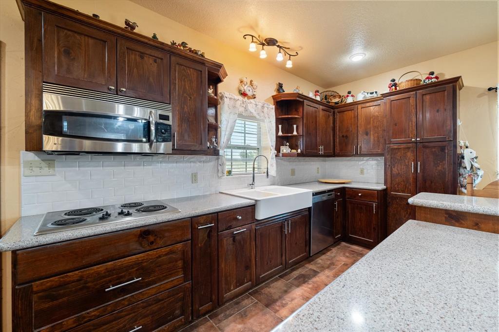 6415 County Road 2030 Property Photo 16