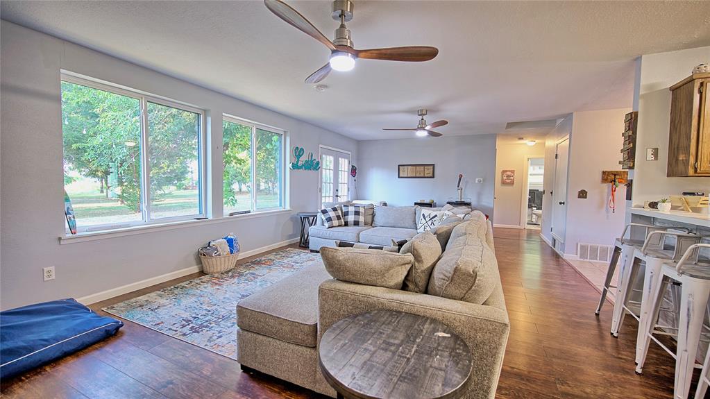 344 Oak Street Property Photo 10