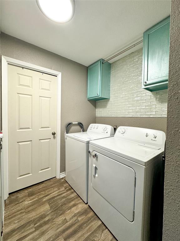 209 S Cedar Street Property Photo 15