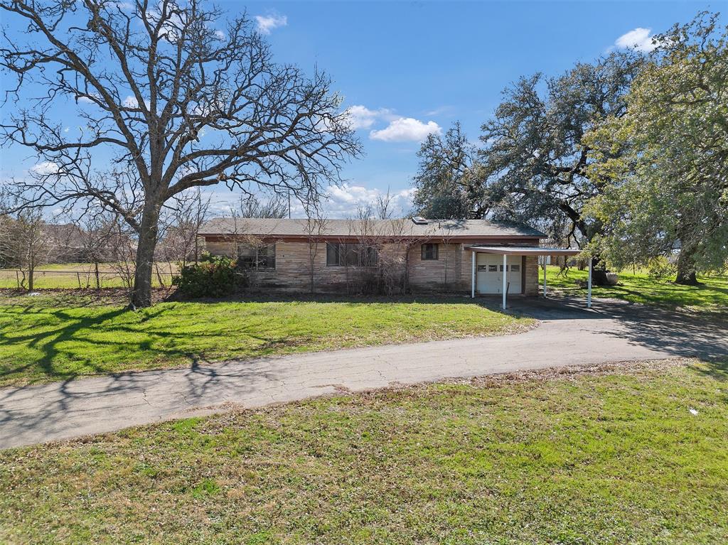 4201 Old Granbury Road Property Photo 4