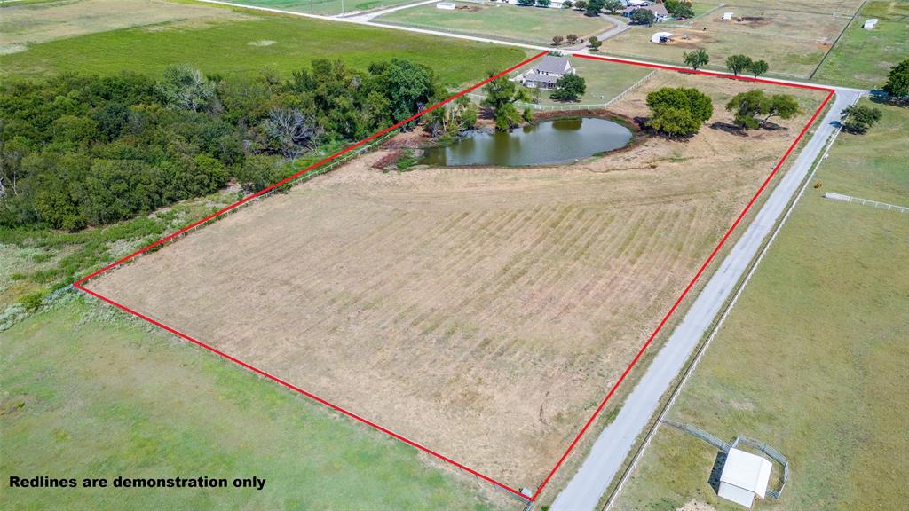 10200 Zipper Road Property Photo 6