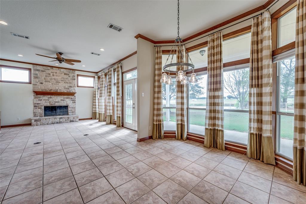 10200 Zipper Road Property Photo 10