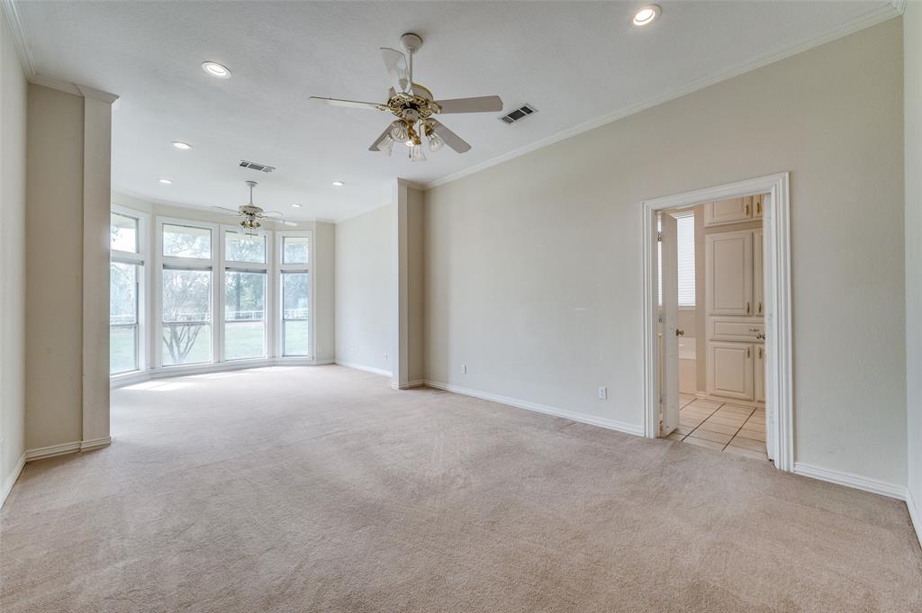 10200 Zipper Road Property Photo 16