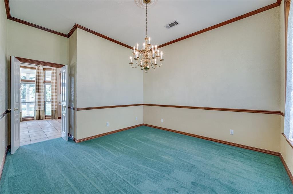 10200 Zipper Road Property Photo 22