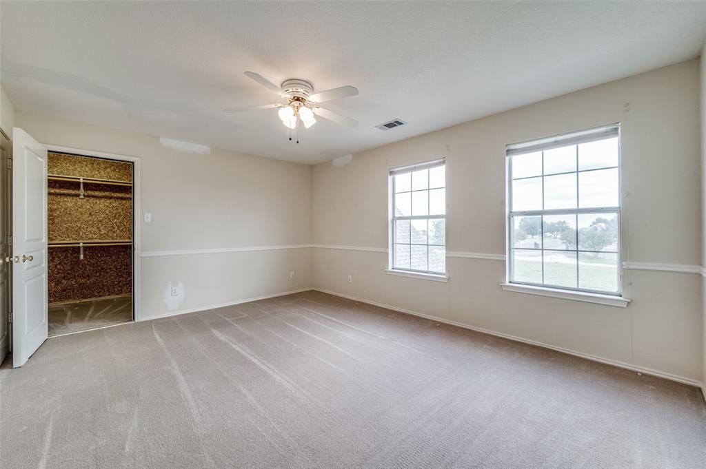 10200 Zipper Road Property Photo 26