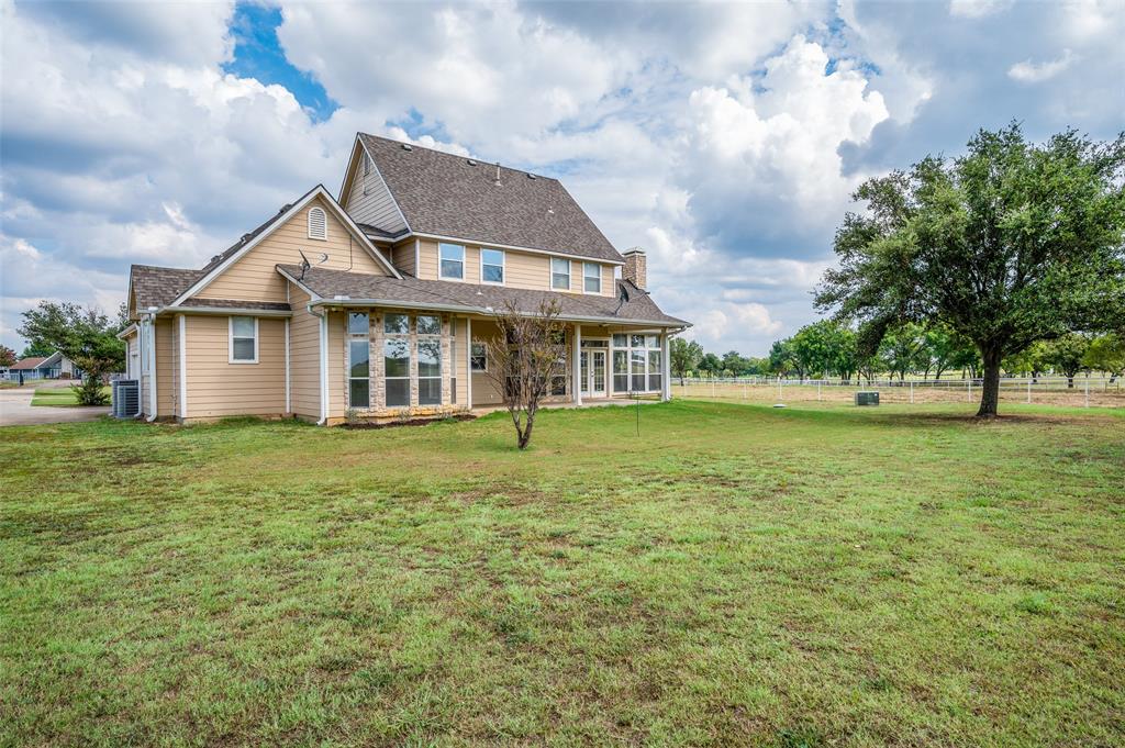 10200 Zipper Road Property Photo 28