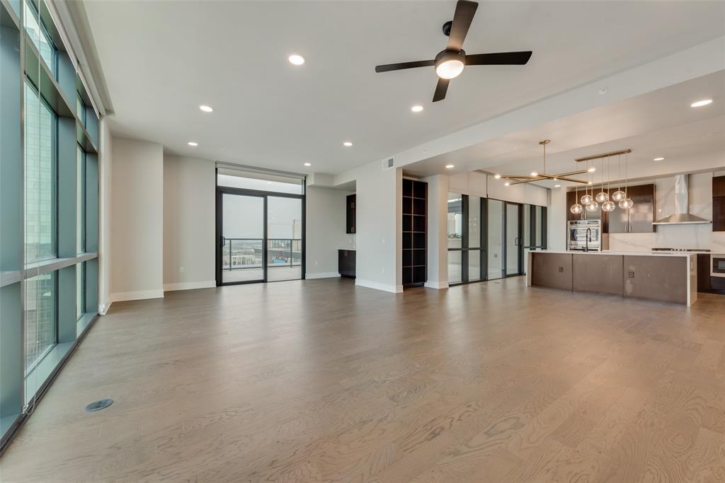 969 Commerce Street 2701 Property Photo 5
