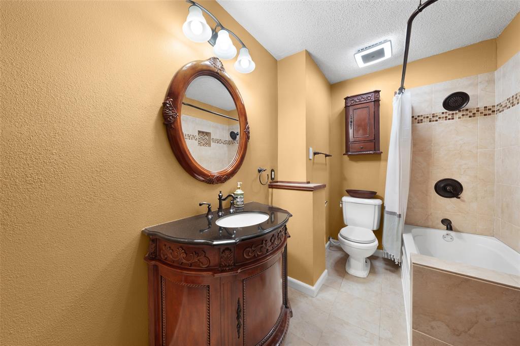 10803 Fm 1565 Property Photo 22