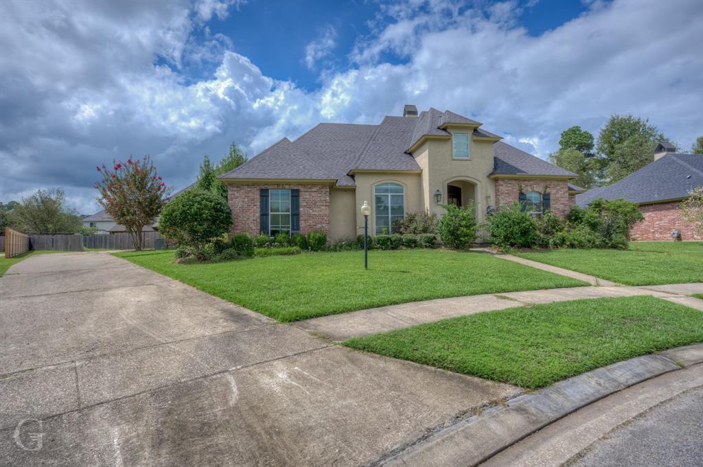 1008 Bonnabel Court Property Photo 1