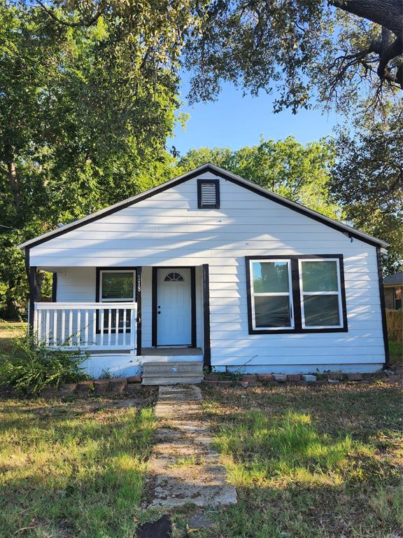 1118 E Oak Street Property Photo 2