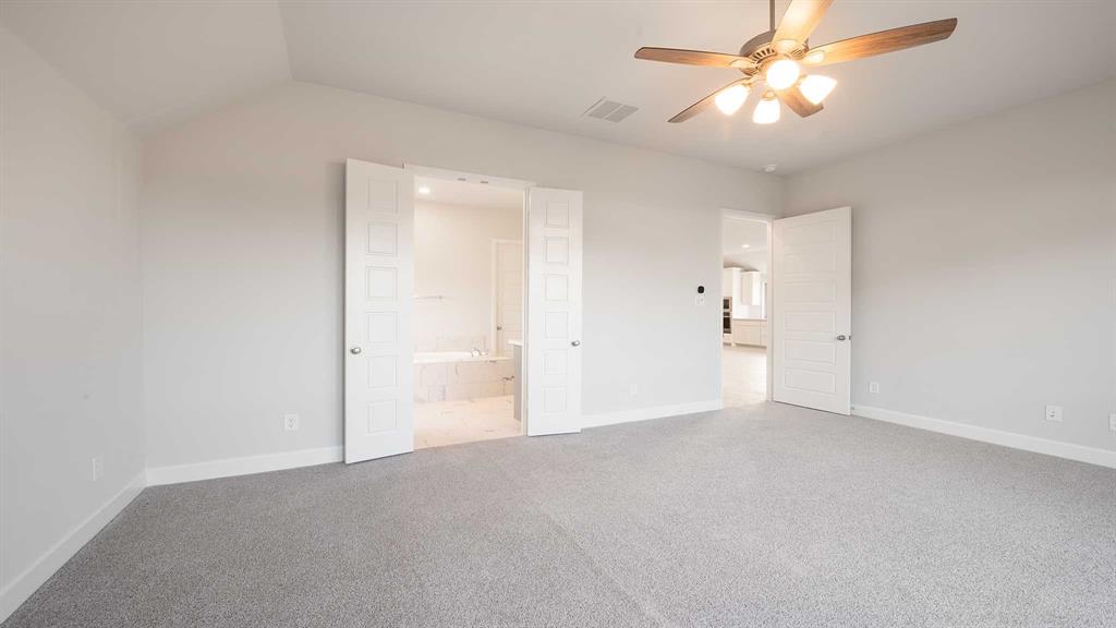 1730 Hillside Stroll Drive Property Photo 15