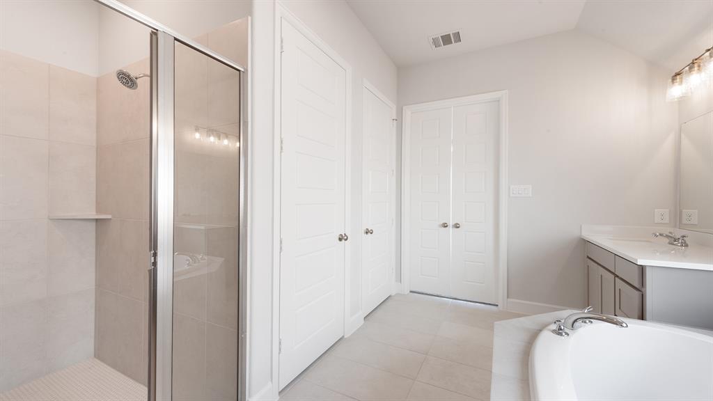 816 Stoney Bridge Way Property Photo 18