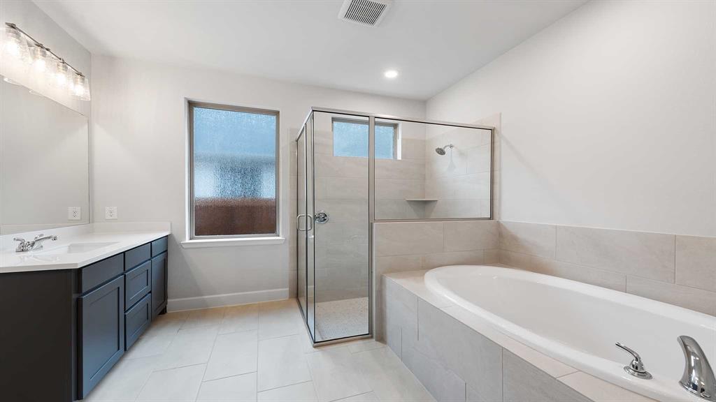810 Stoney Bridge Way Property Photo 18