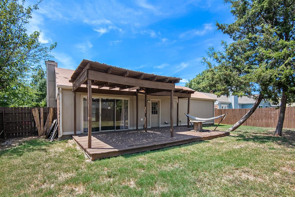 7320 Strawberry Way Property Photo 22