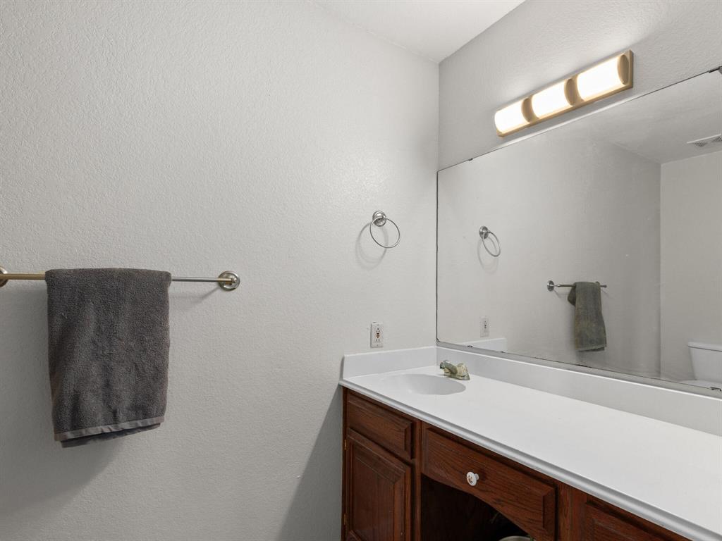 5850 Mineral Wells Highway Property Photo 22