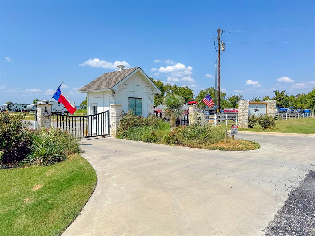 6452 Peninsula Road Property Photo 39