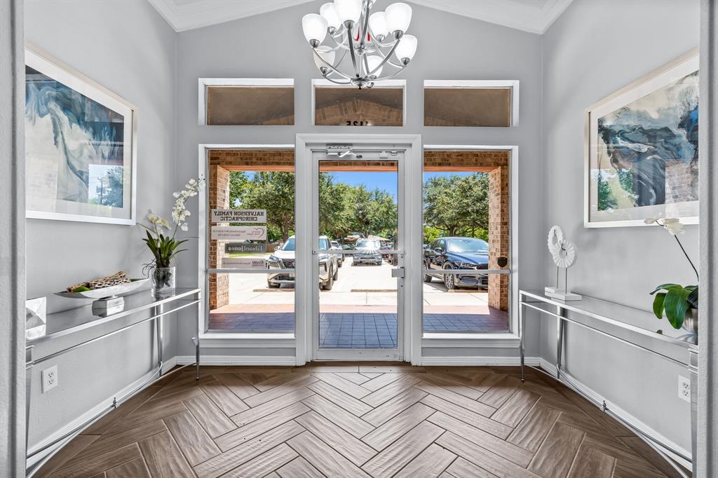 1125 S Ball Street Property Photo