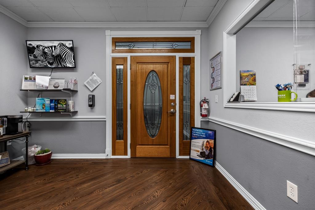 1125 S Ball Street Property Photo 19