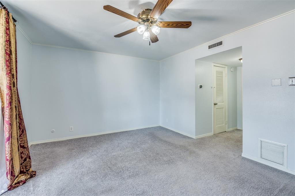 540 E Avenue J Property Photo 12