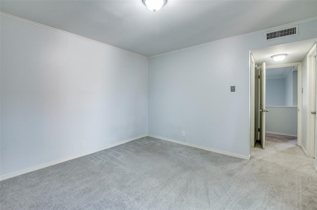 540 E Avenue J Property Photo 16