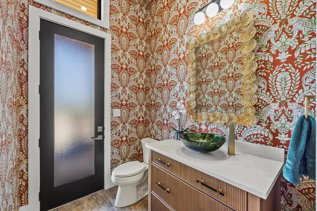 9 Meadowlake Drive Property Photo 32