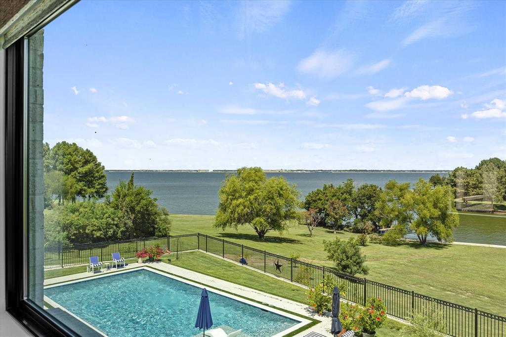 9 Meadowlake Drive Property Photo 37