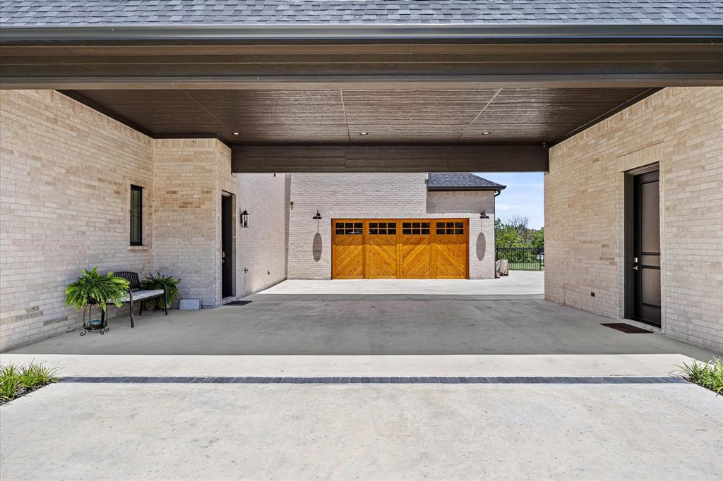 9 Meadowlake Drive Property Photo 39