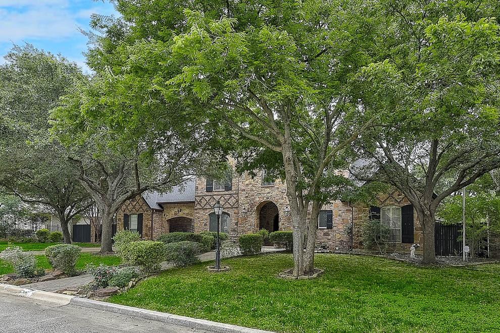 1401 Chardonnay Court Property Photo