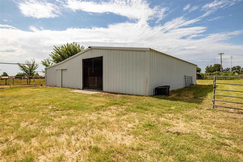 207 Lazy B Lane Property Photo 1