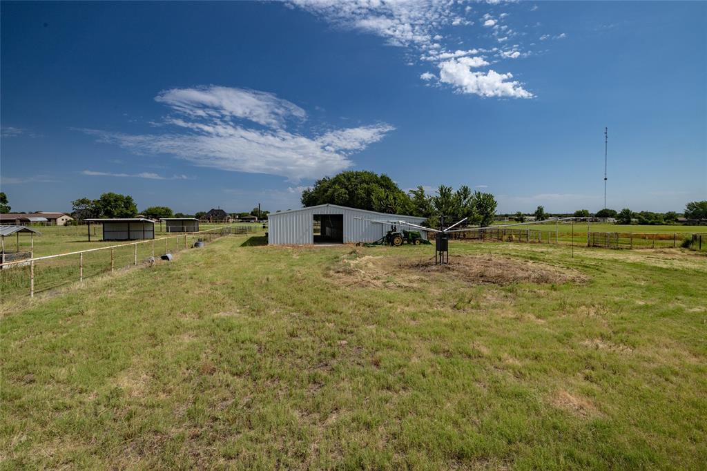 207 Lazy B Lane Property Photo 1