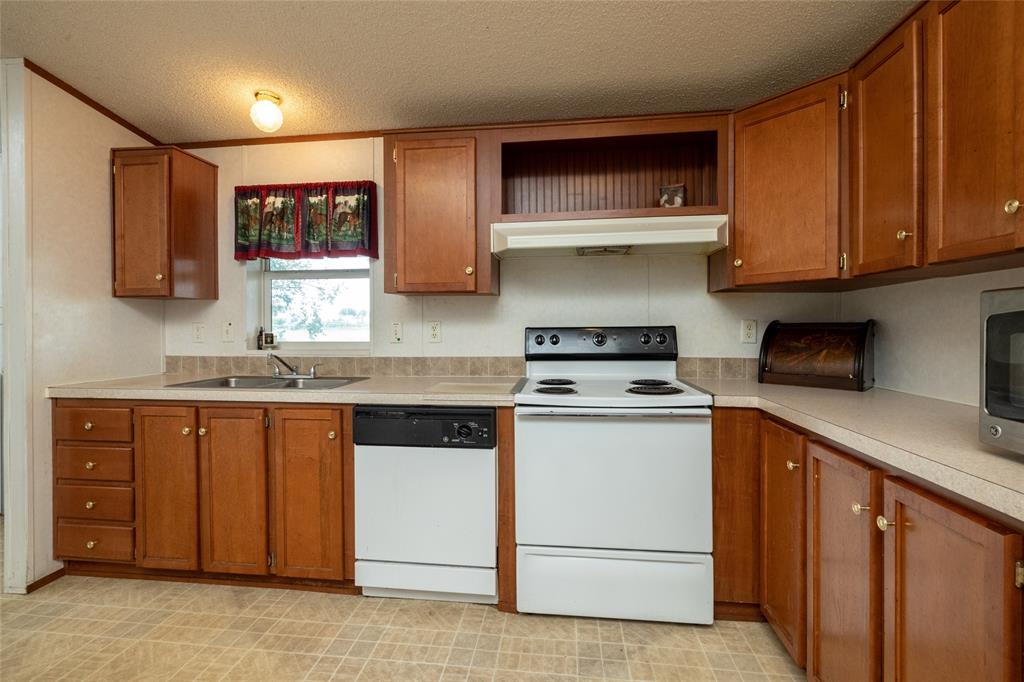 207 Lazy B Lane Property Photo 17