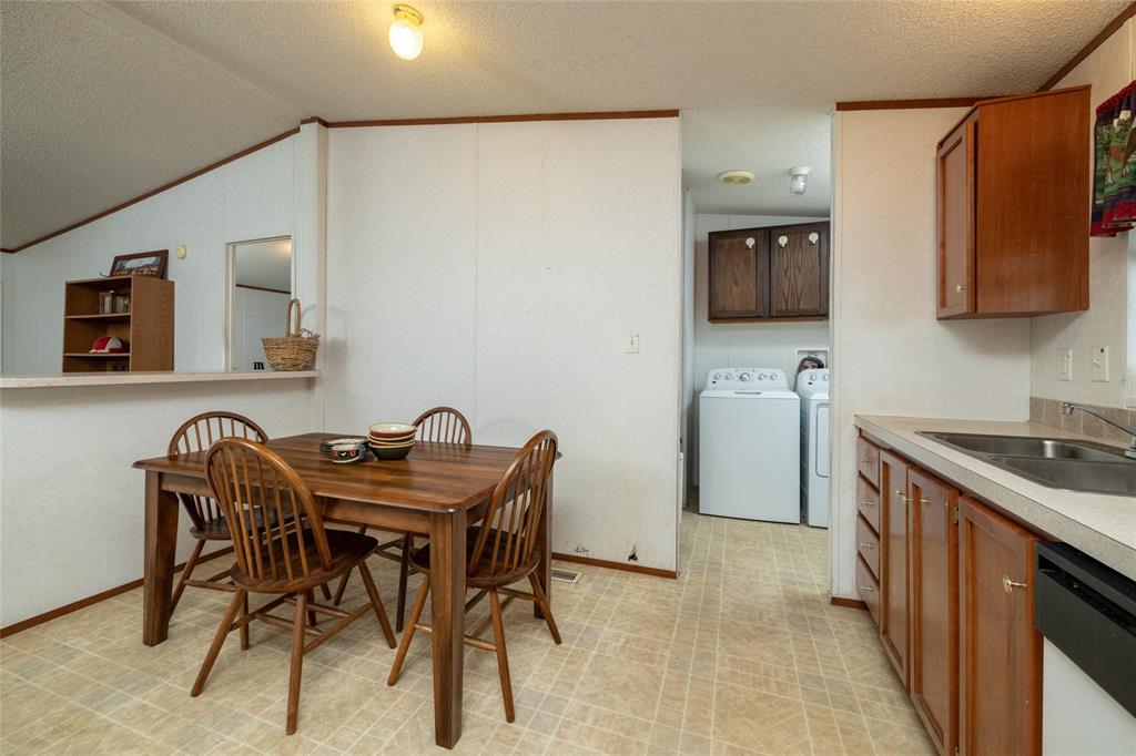 207 Lazy B Lane Property Photo 22