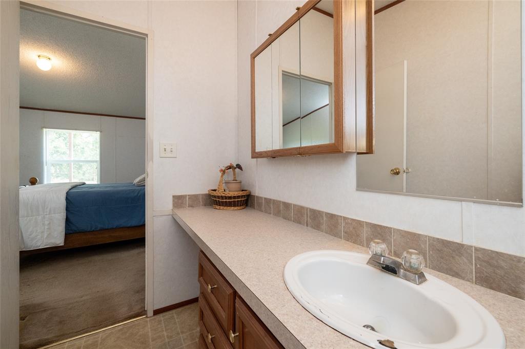 207 Lazy B Lane Property Photo 26