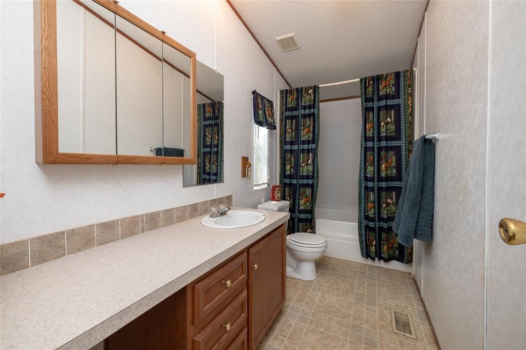 207 Lazy B Lane Property Photo 27