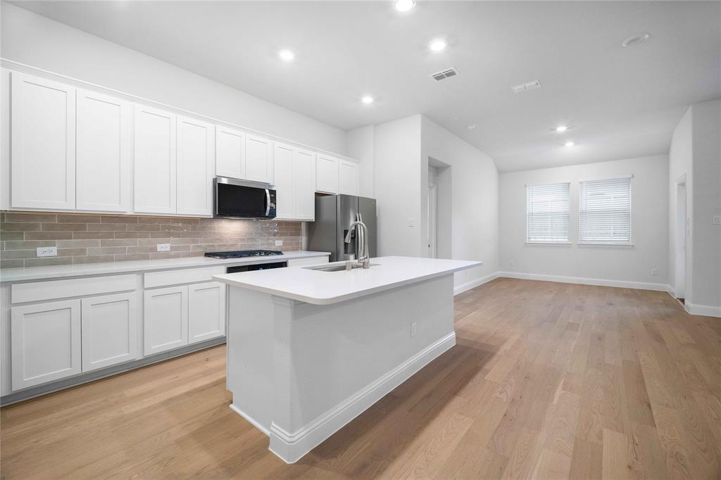 1616 Dove Drive Property Photo 4