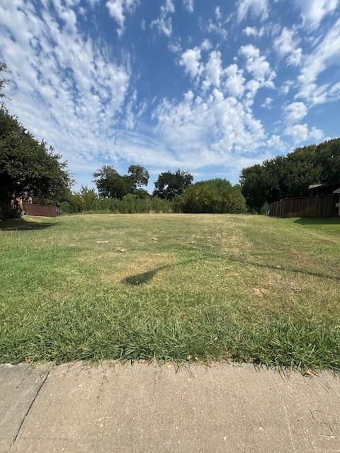 647 Three Tee Court Property Photo