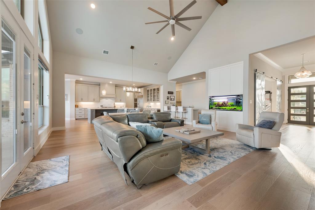 7080 The Resort Boulevard Property Photo 12