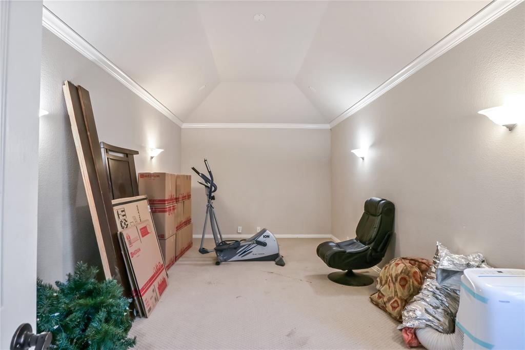 508 Glen Cove Court Property Photo 16