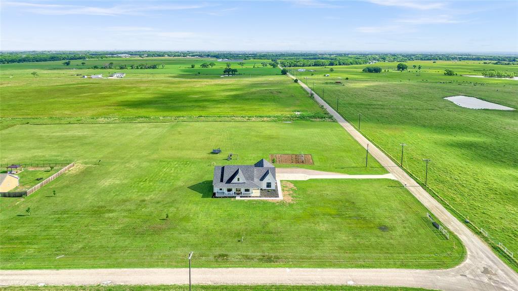 1553 South Road Property Photo 3
