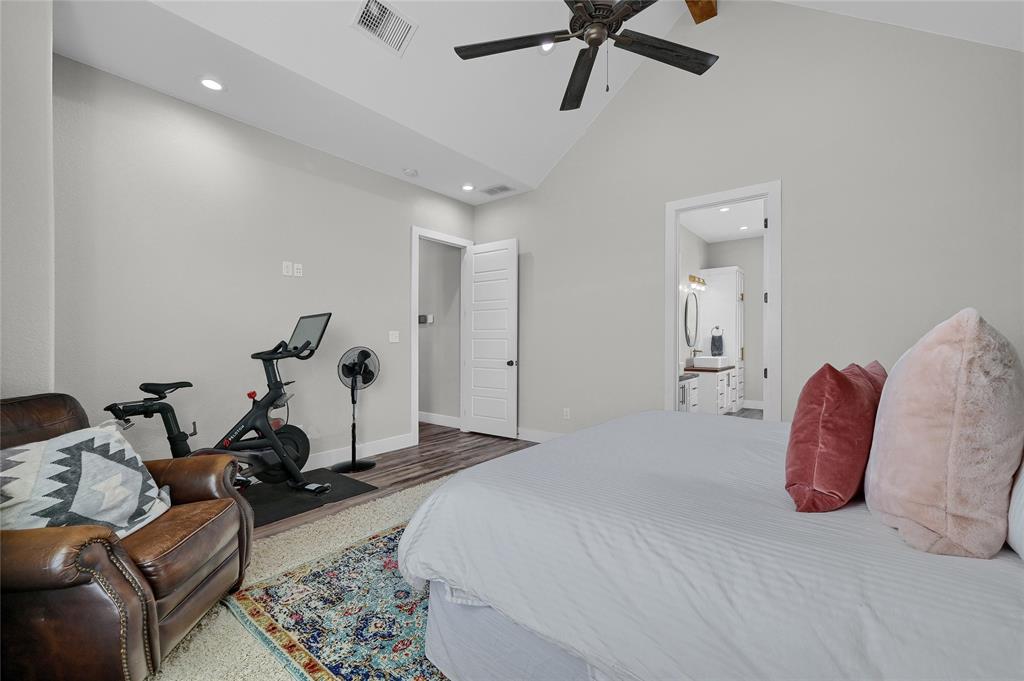 1553 South Road Property Photo 25